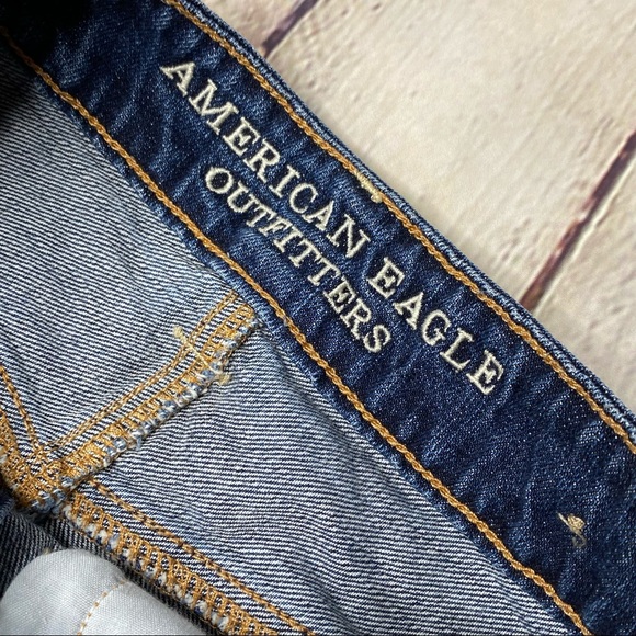 AMERICAN EAGLE Distressed Jean Shorts - Picture 6 of 7